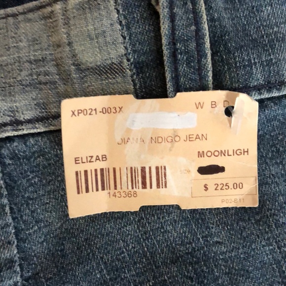 Women’s Textile Wide Flare Jeans - Picture 4 of 4